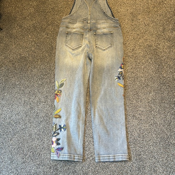 Driftwood Floral Embroidered Overalls - Picture 5 of 5